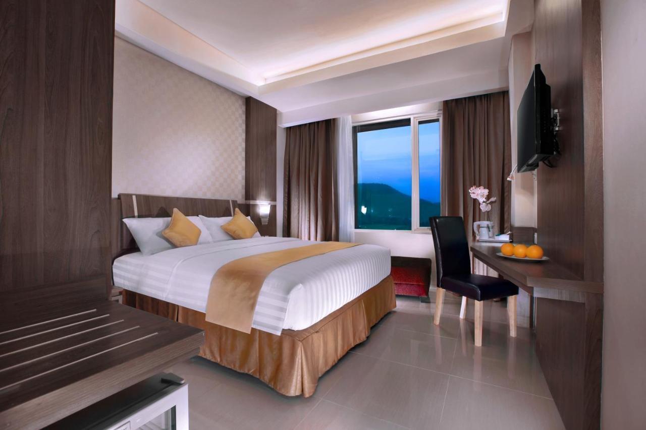 Aston Lampung City Hotel Bandar Lampung Eksteriør bilde
