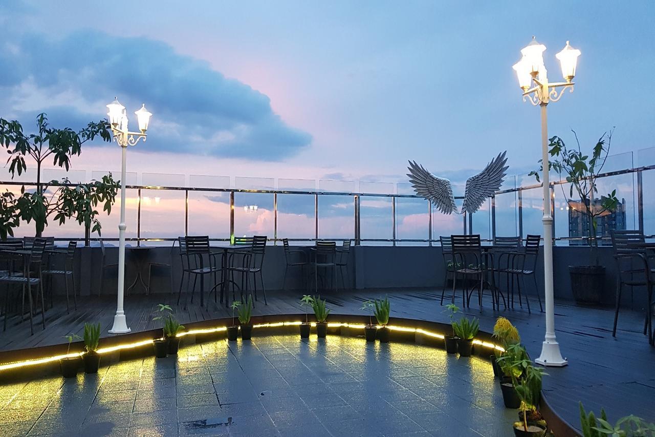 Aston Lampung City Hotel Bandar Lampung Eksteriør bilde