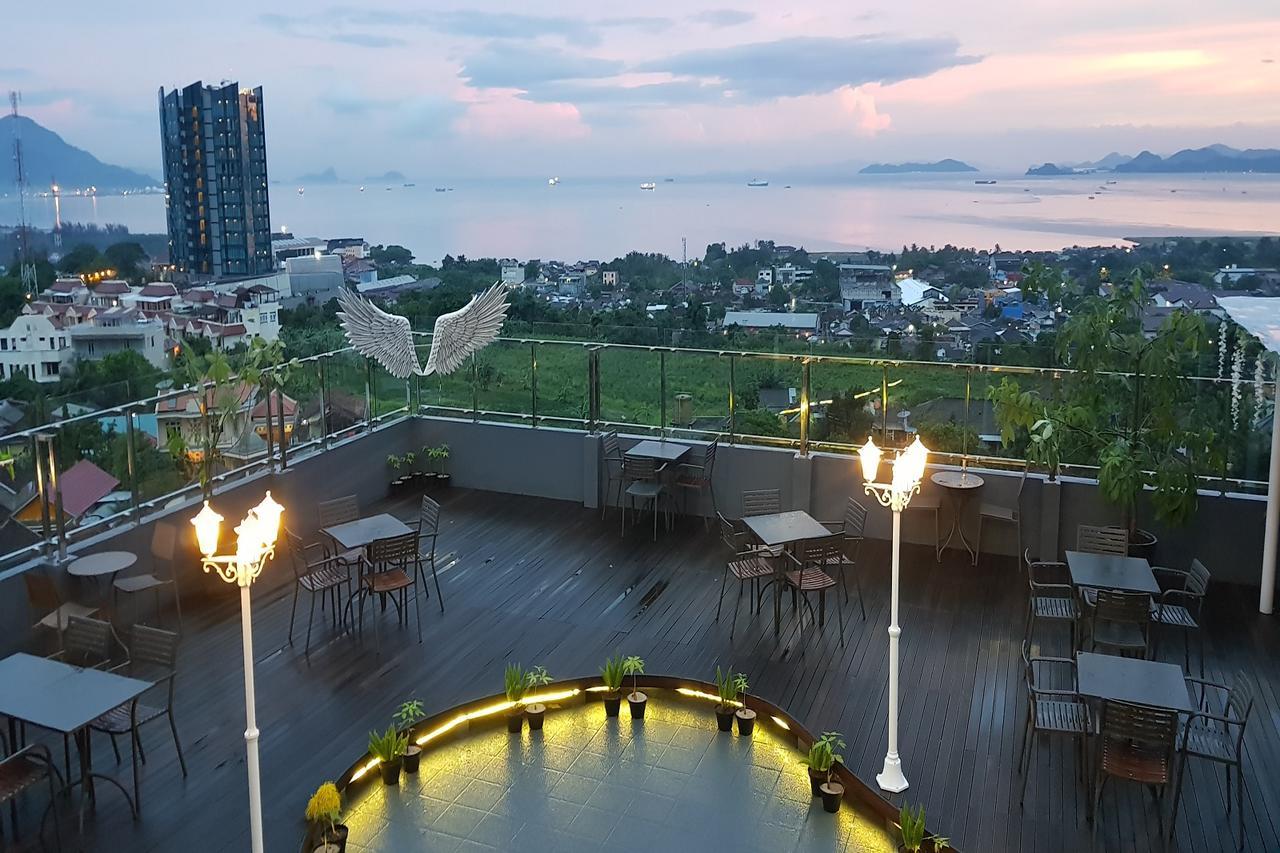 Aston Lampung City Hotel Bandar Lampung Eksteriør bilde
