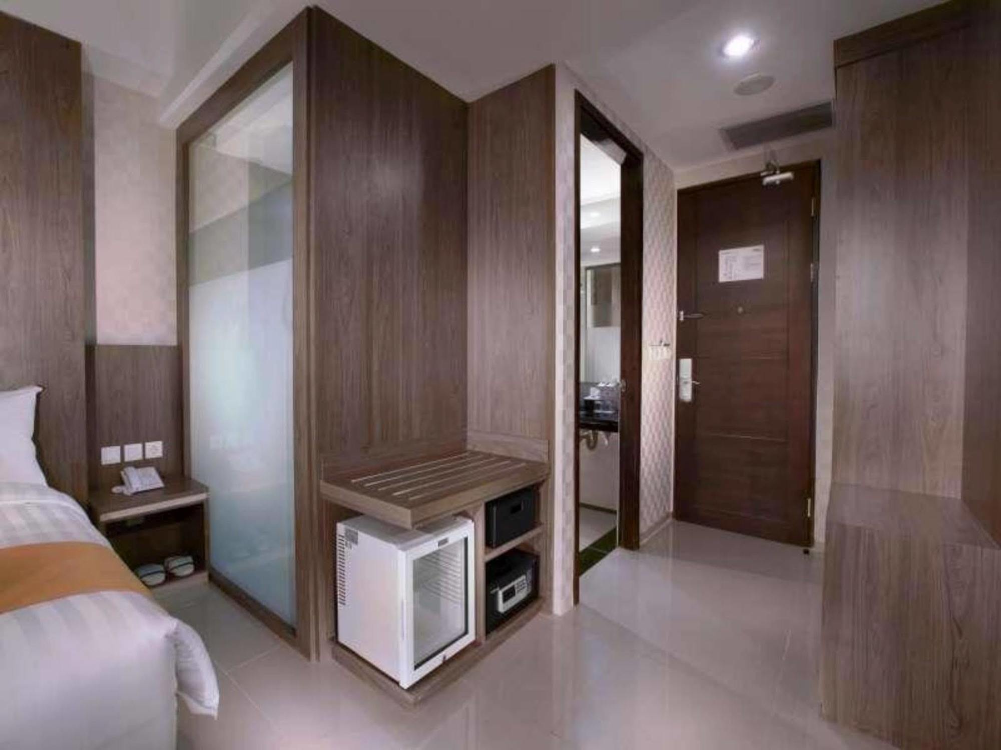 Aston Lampung City Hotel Bandar Lampung Eksteriør bilde